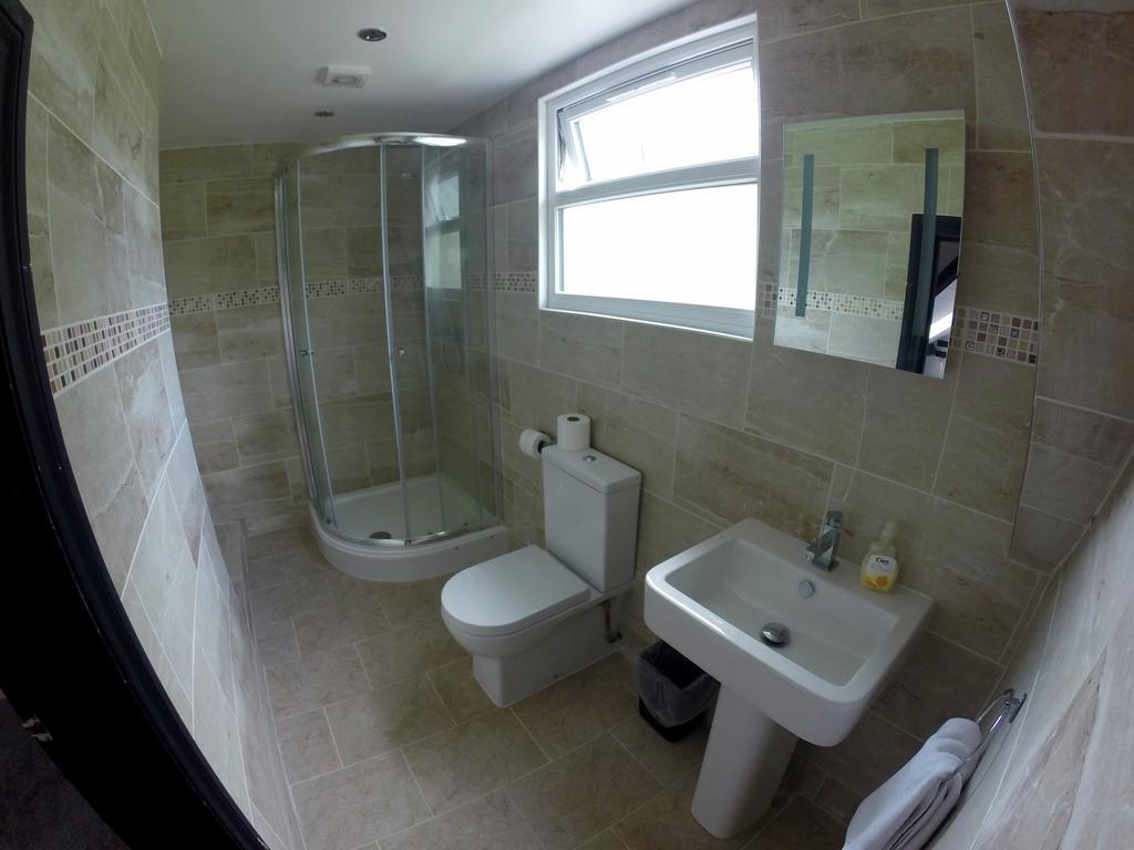 The Bath Hotel Reading Room photo